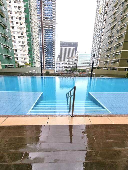 Apartment Daffodil-modern With Pool Access